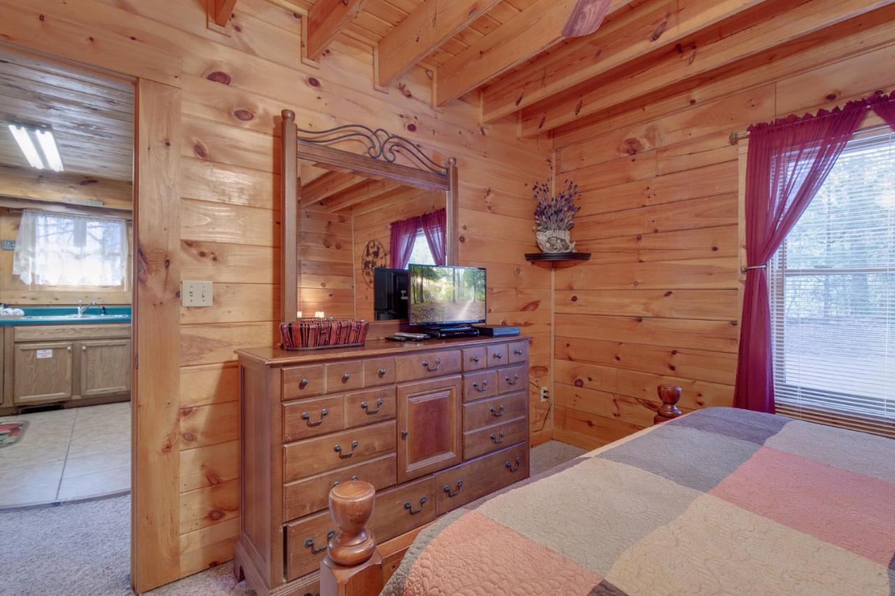 Wildwood Cove, 2 Bedrooms, Fireplace, Wifi, Jetted Tub, Hot Tub, Sleeps 6 Sevierville Exterior photo