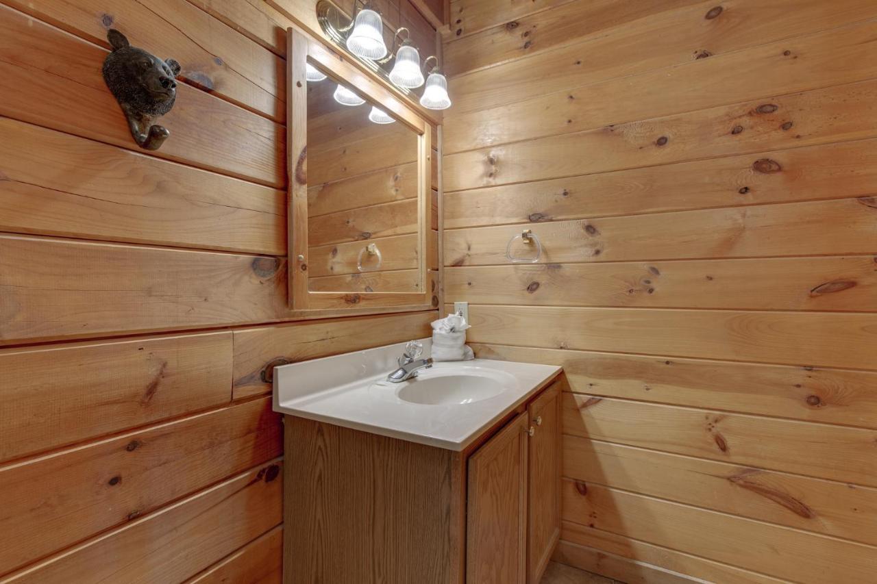 Wildwood Cove, 2 Bedrooms, Fireplace, Wifi, Jetted Tub, Hot Tub, Sleeps 6 Sevierville Exterior photo